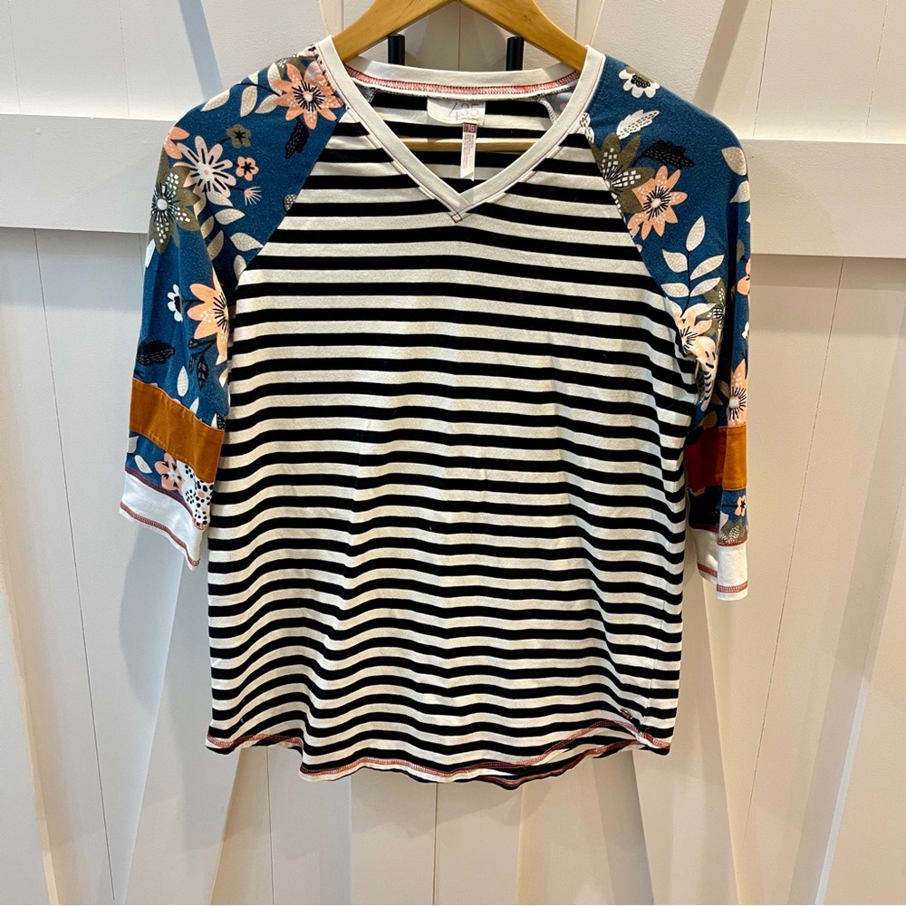 Matilda Jane Choose Your Own Path Homerun Tee Striped Black White Size 16